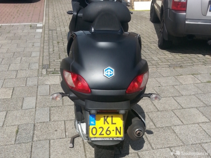 Piaggio MP3 LT Business zwart